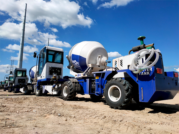 self load concrete mixer