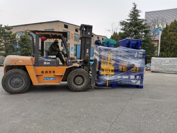 Aimix block machine sent to Bangladesh 3