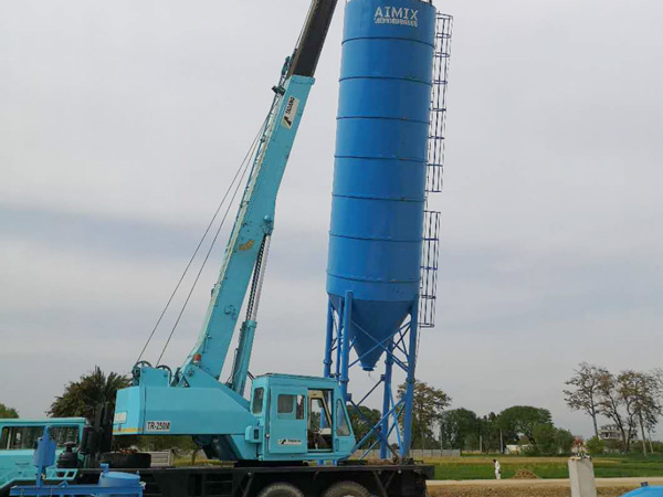 Aimix cement silo in Pakistan 3