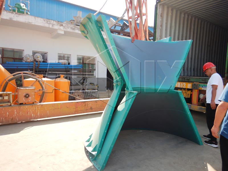 AIMIX mobile batching plant loading