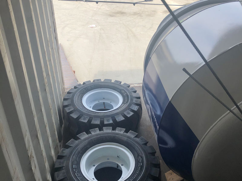 AS1.8 self load mixer to the Philippines