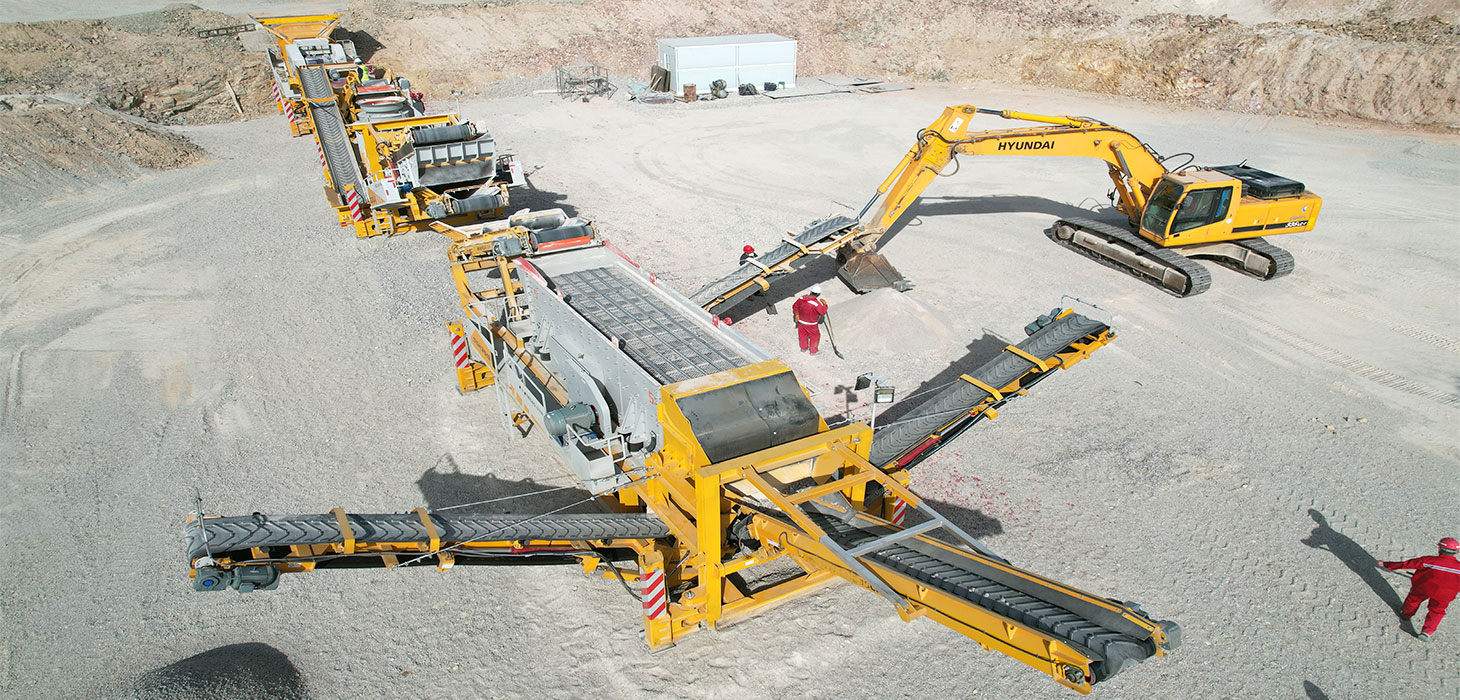 mobile crushing & screening plant