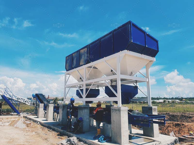 installation the parts of the concrete batching plant
