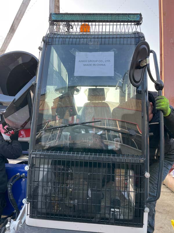 self loading concrete machine