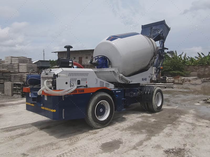 concrete self loading mixer
