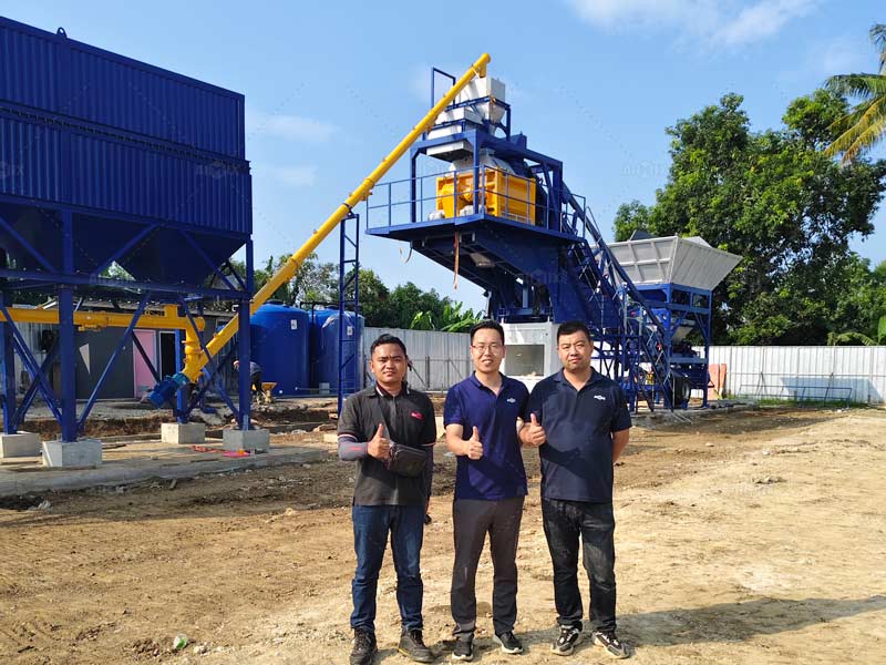 AIMIX service team in Indonesia