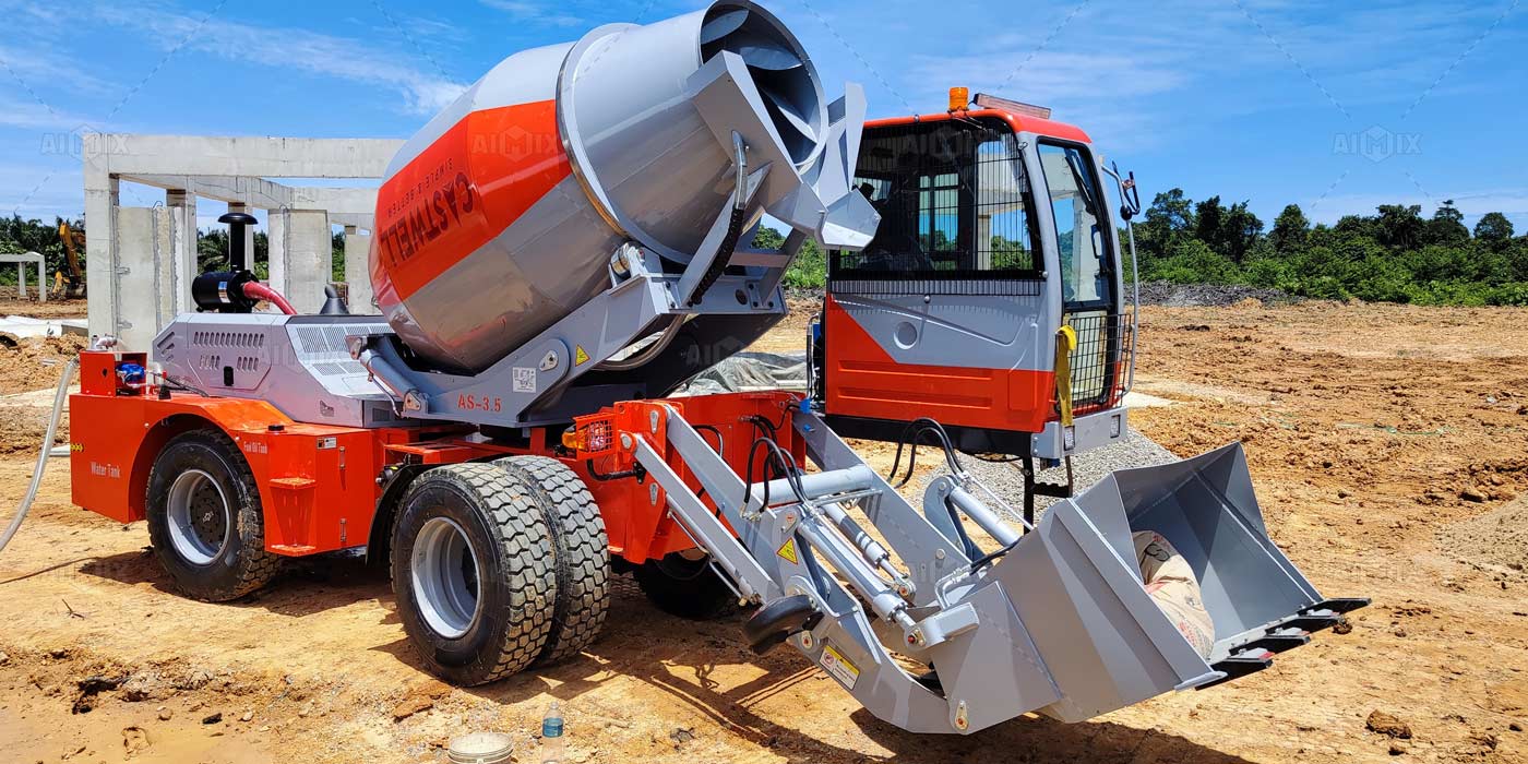 Tersedia stok mixer pemuatan mandiri 3.5 m³
