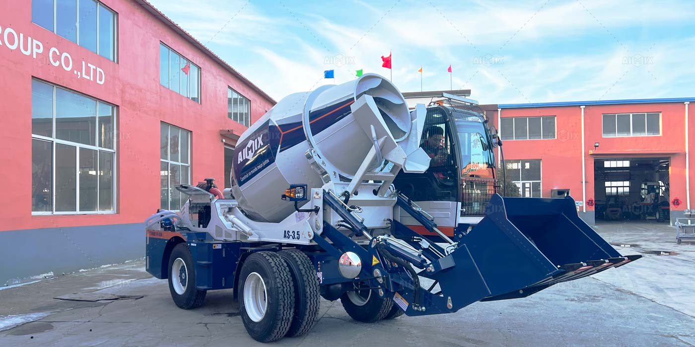 AS3.5 self loading mixer in Mexico for house construction