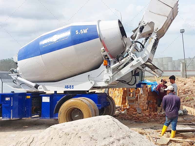 AS-5.5 self loading mixer for house construction in Medan, Indonesia