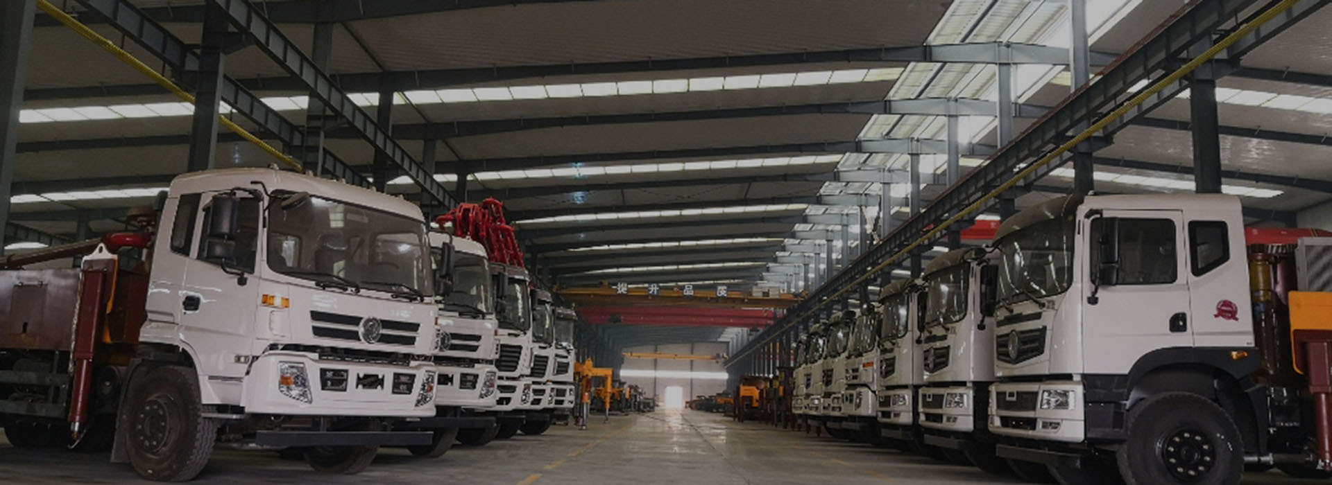 concrete pump truck for sale with long boom factory in stock