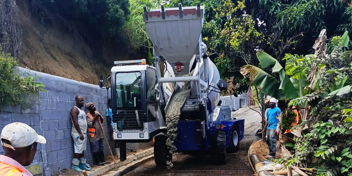 AS-3.5 self loading concrete mixer truck for road construction projects in Indonesia