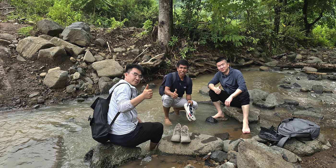 indonesia service team return visit for aggregate crushing production line