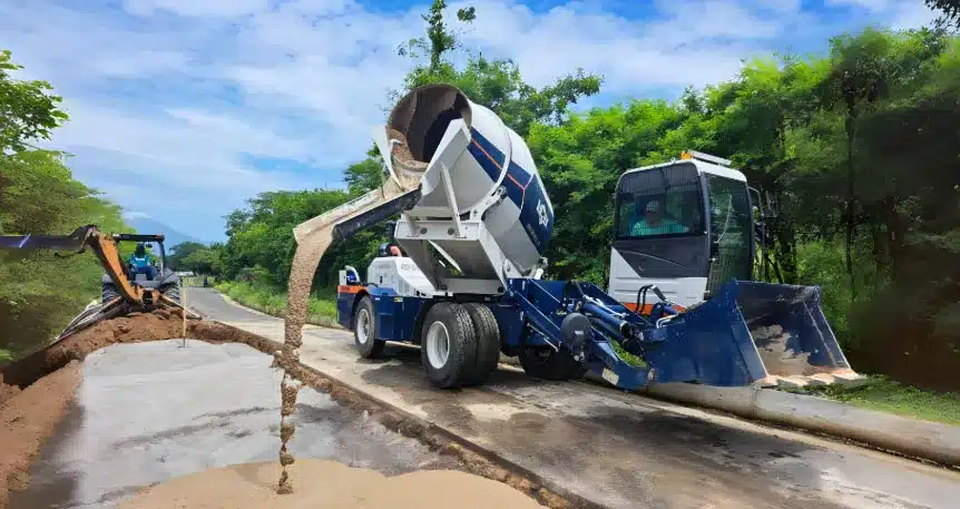 harga mixer beton self loading for road construction in Indonesia